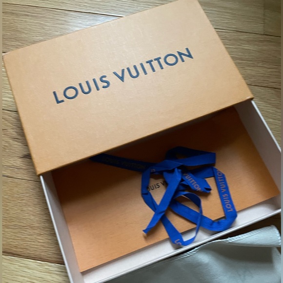 Louis Vuitton Clemence Wallet - Picture 4 of 14